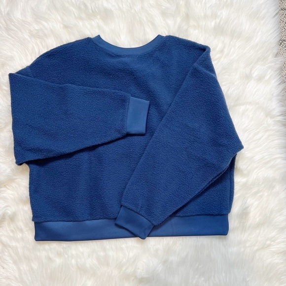 NEW Levi's Meadow Fleece Crewneck Sweatshirt - Picture 3 of 10